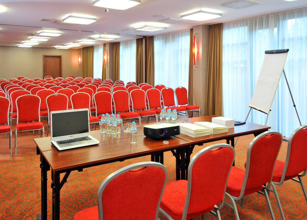 Centrum Wypoczynkowo-Konferencyjne Solaris Łazy Kültér fotó